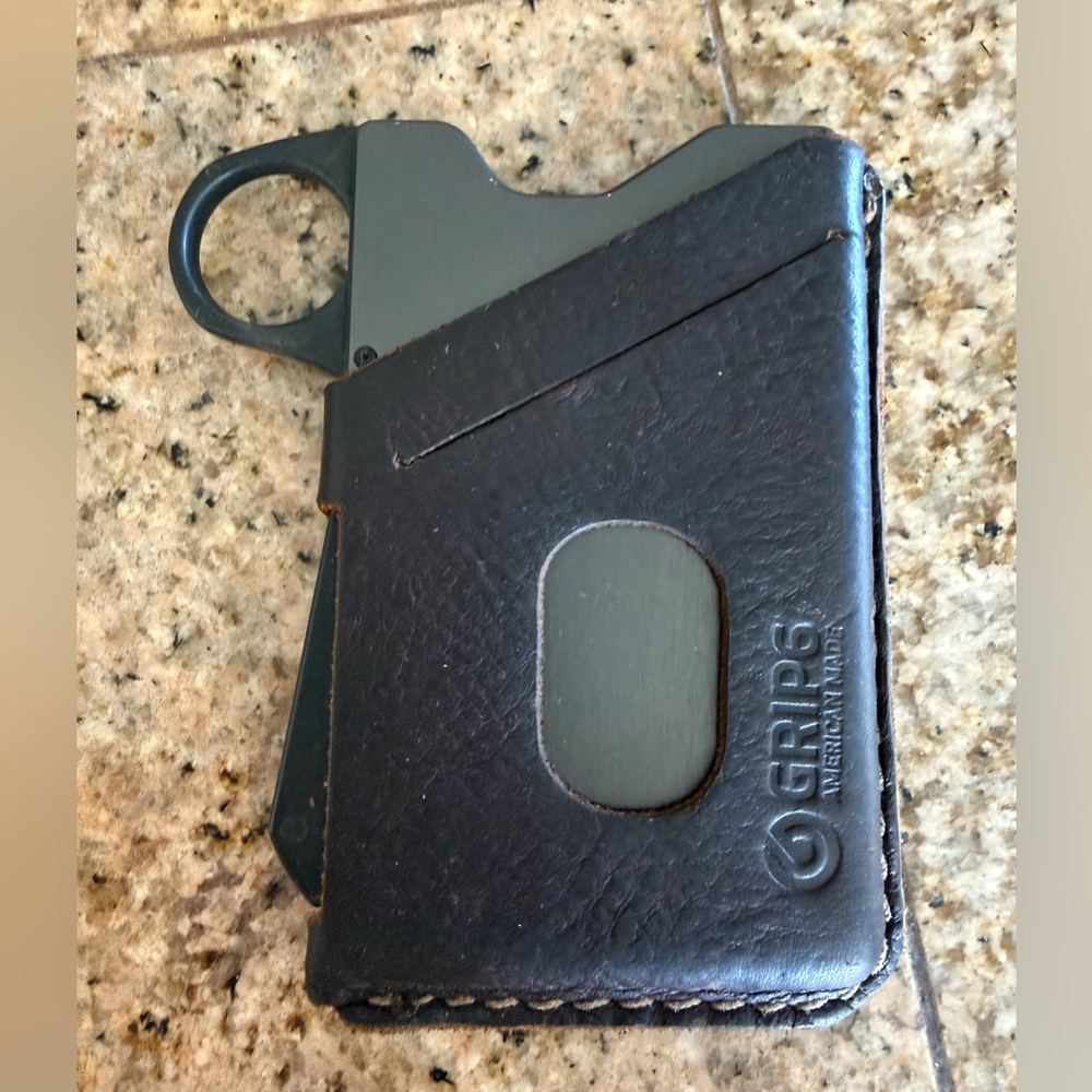 GRIP6 Leather Card Wallet - Dark Brown